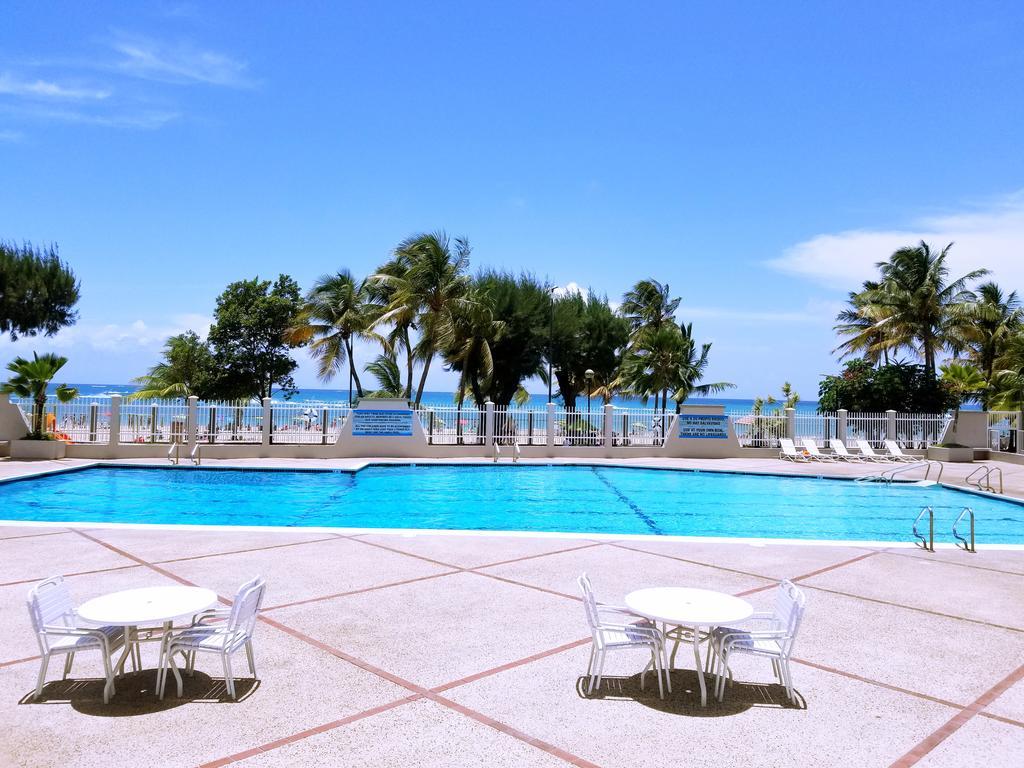 Beachfront Coral Beach Condo San Juan Exterior foto