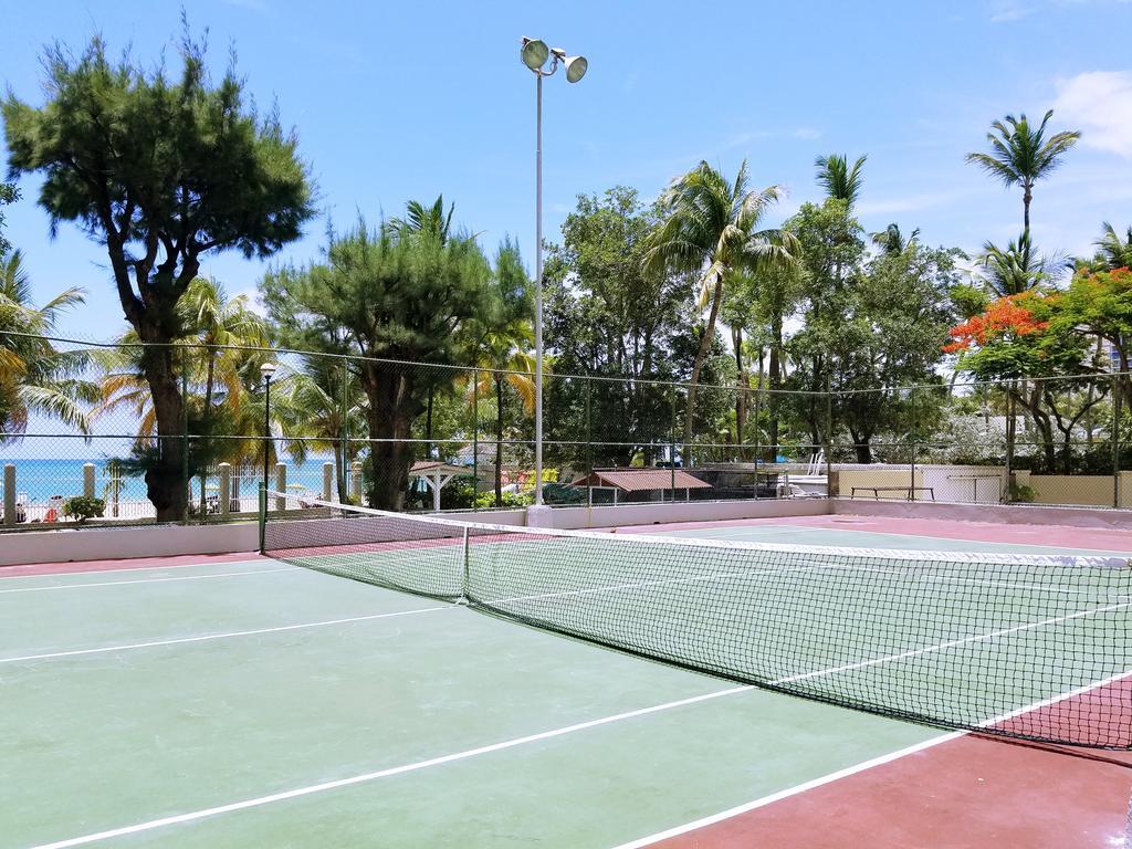 Beachfront Coral Beach Condo San Juan Exterior foto